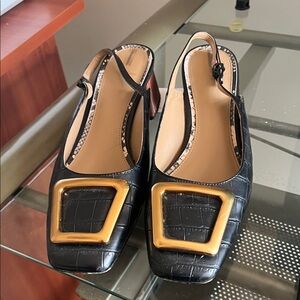 Sam Edelman Black and Gold Croc-Embossed Heels